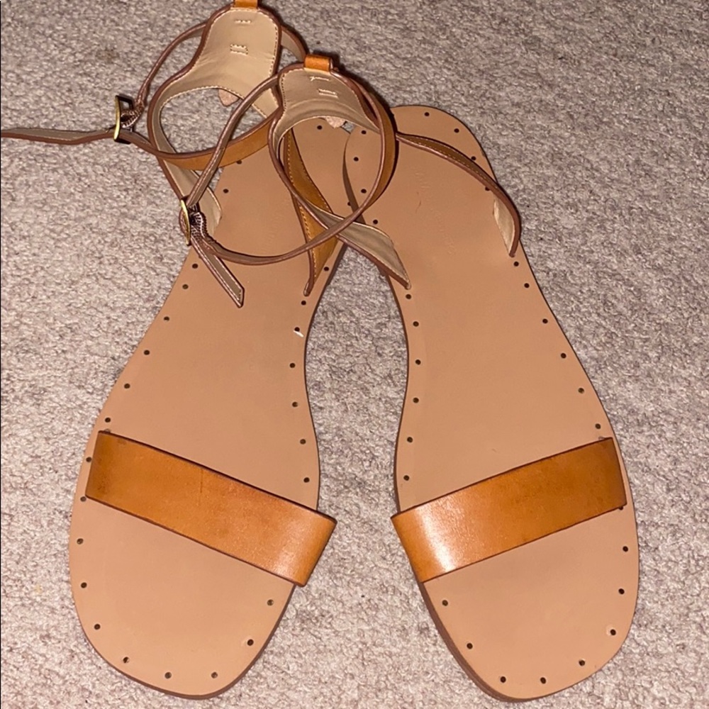 NWOT Banana Republic Sandals